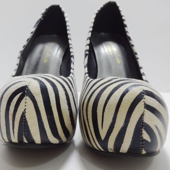 ANDRES MACHADO Zebra Pattern High Heels - Picture 5 of 14